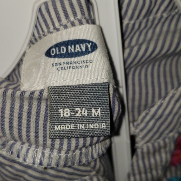 Little girls shirt - Picture 2 of 4